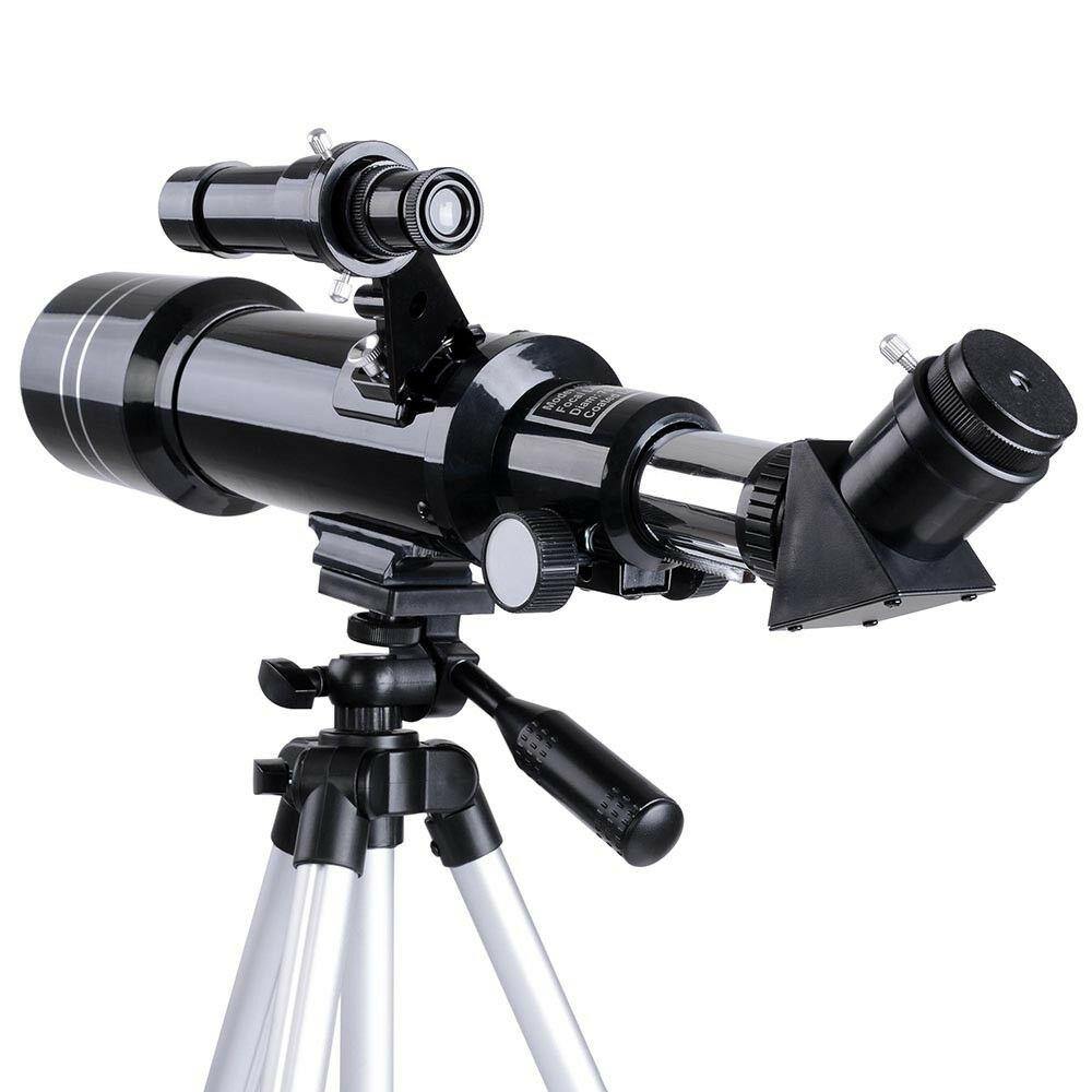 Accessoires inclus avec le télescope, dont deux oculaires