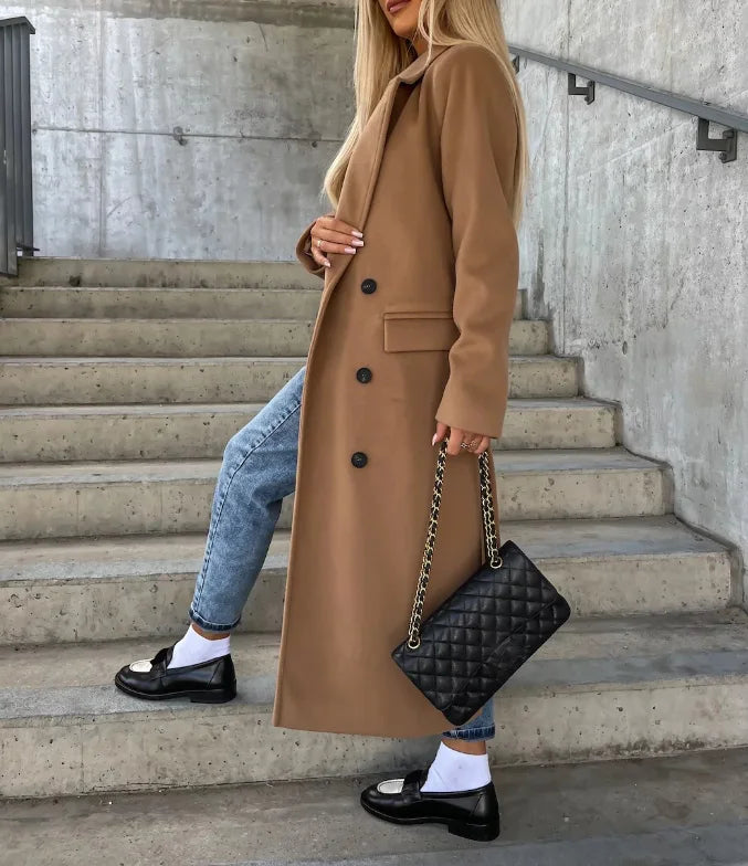 Manteau d'hiver ceinturé, double boutonnage, vue de face