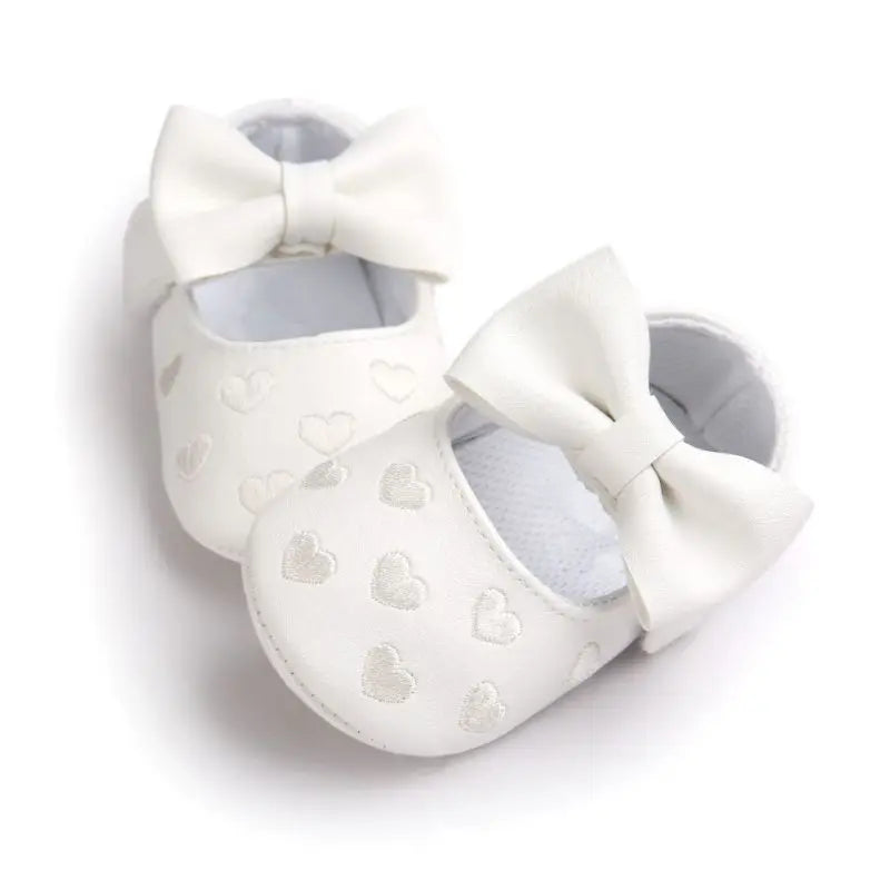 Chaussures bébé avec fermeture en nylon facile