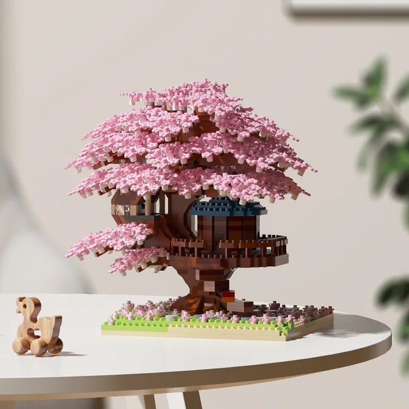Plan large de la maison dans les arbres entièrement assemblée
