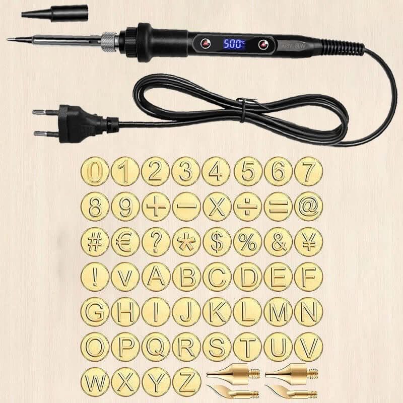 Présentation complète des 58 accessoires sur une table