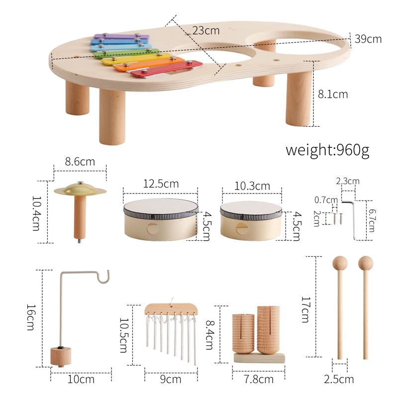 Ensemble d'instruments sur une table musicale éducative