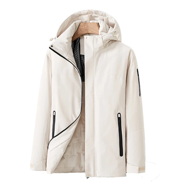 Vue complète du manteau d'hiver avec détails contrastés