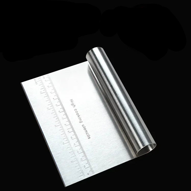 Détail de la poignée ergonomique de la spatule en métal
