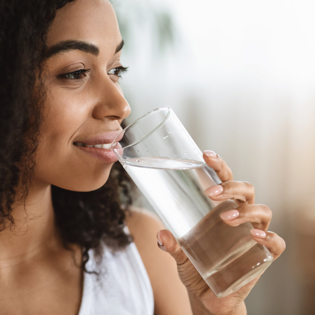 Détail de la fonction auto-nettoyante avec boutons de commande visibles