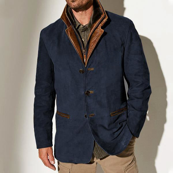 Vue arrière du manteau, structure classique et élégante