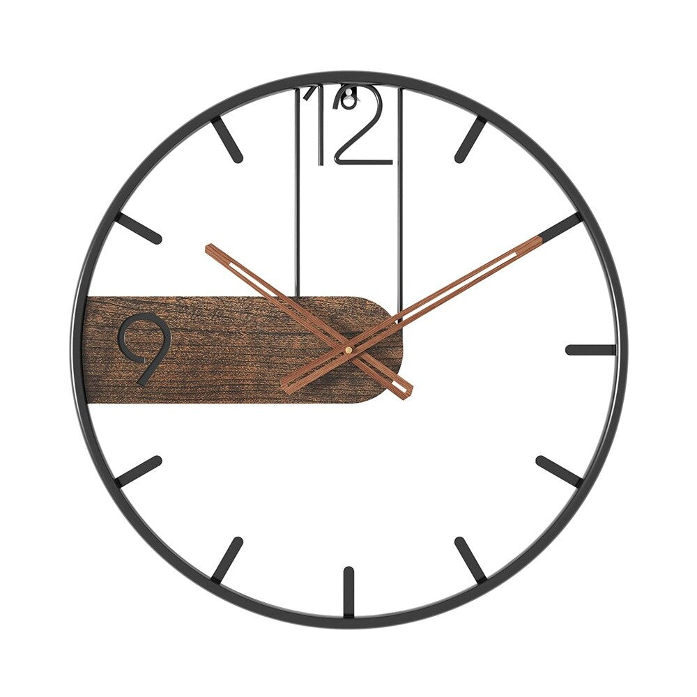 Horloge moderne accrochée dans un salon minimaliste