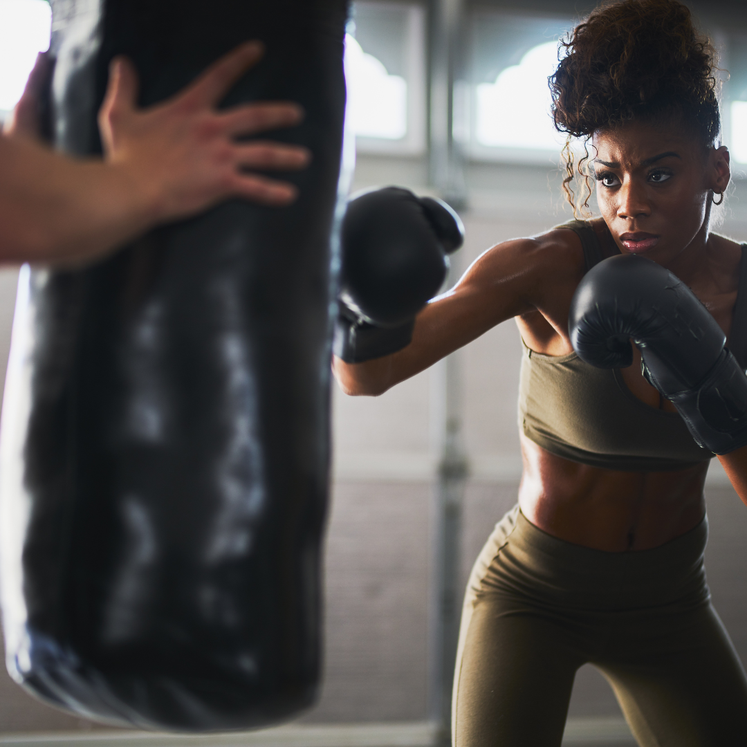 Gants de boxe en cuir PU avec ventilation visible
