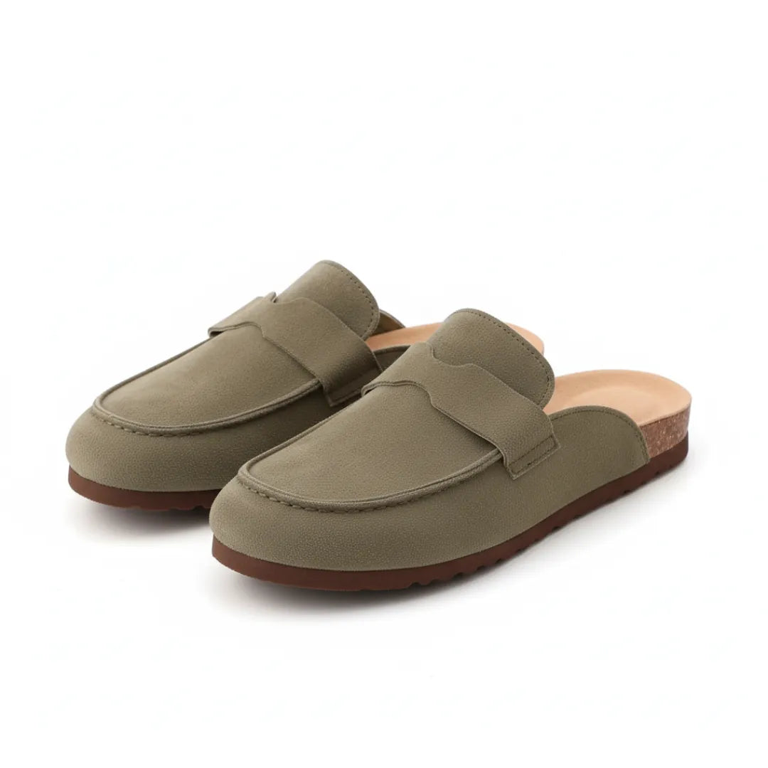 Chaussons stylés pour femmes sur fond neutre