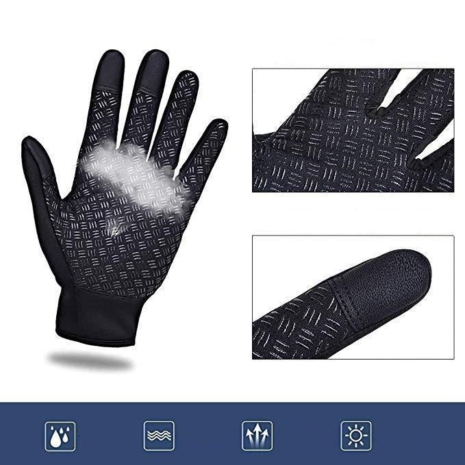 Gros plan sur les bouts de doigts compatibles écran tactile