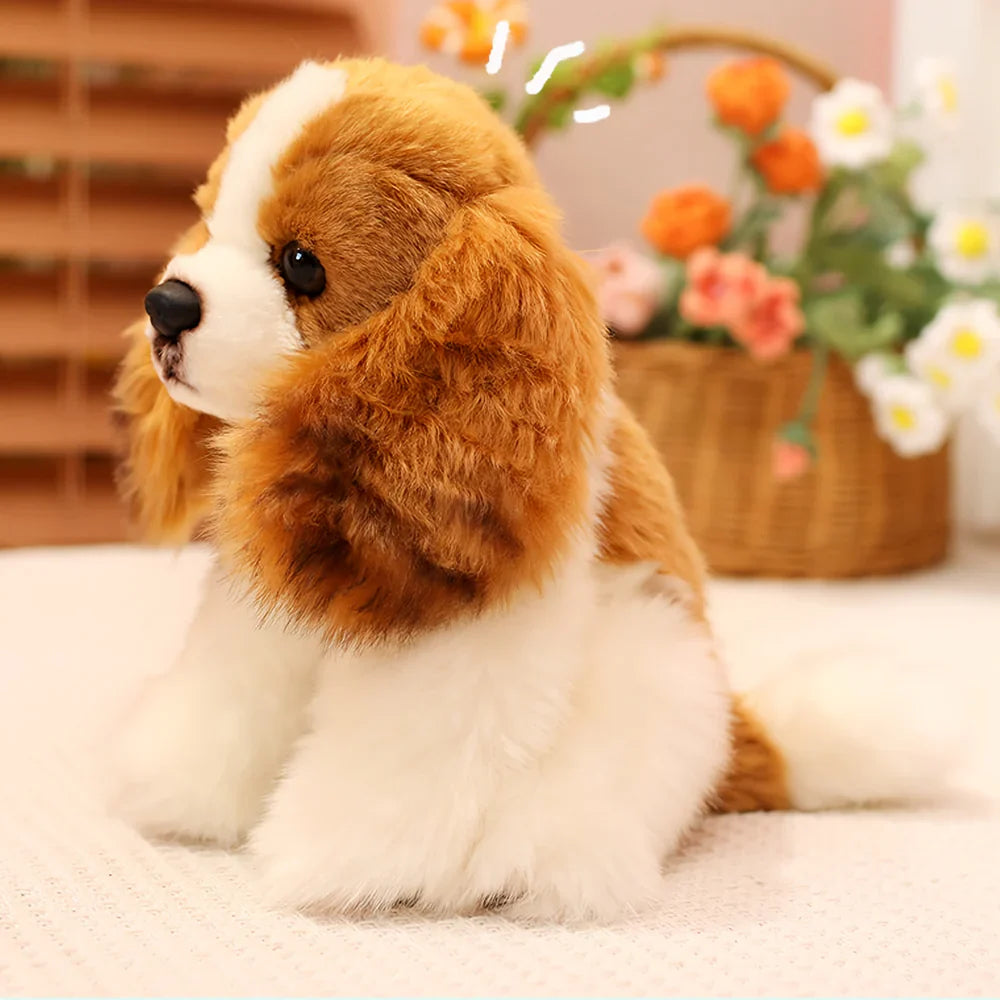 Vue de côté du chien en peluche montrant ses pattes