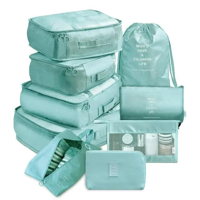 Set de neuf pochettes turquoise pour organiser une valise