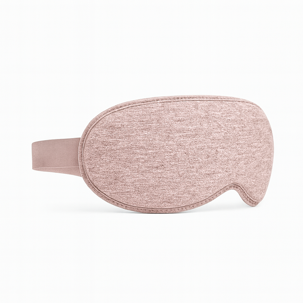 Vue latérale d'un masque de nuit, soulignant sa forme ergonomique