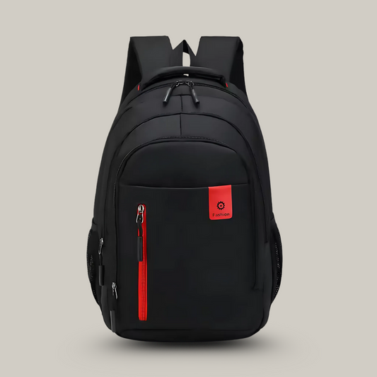 Sac à dos posé sur une surface, montrant sa légèreté et stabilité