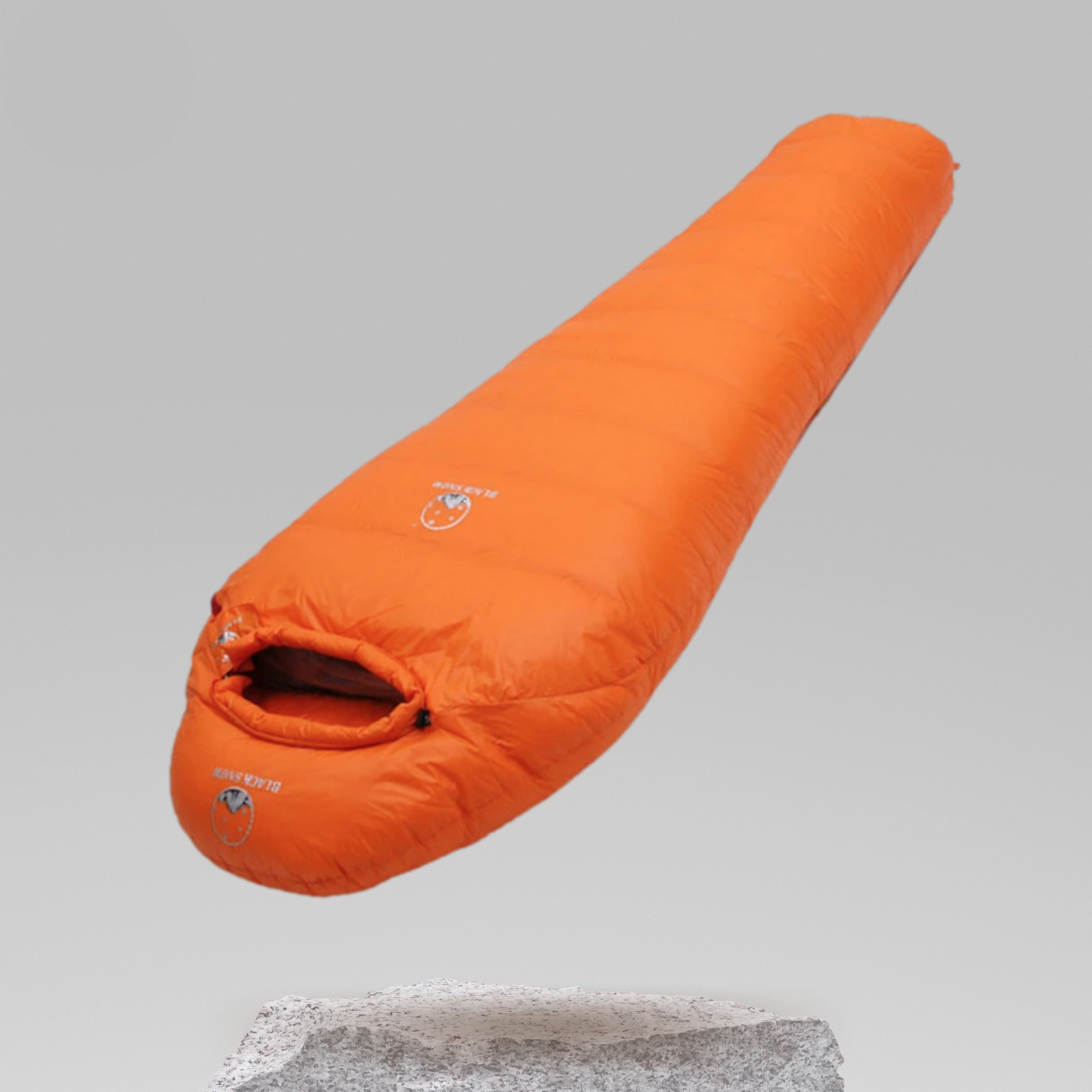 Intérieur du sac de couchage montrant la doublure douce