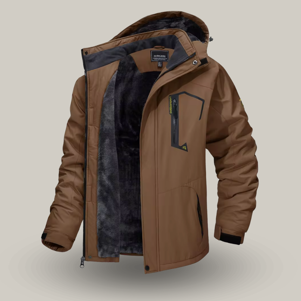 Détail de la capuche ajustable sur une veste de ski