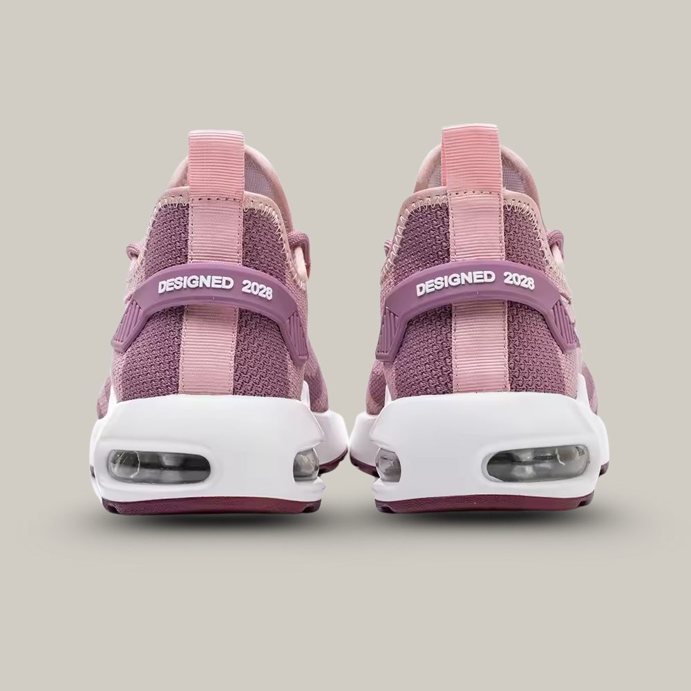 Chaussures de sécurité avec embout renforcé en gros plan