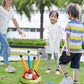 Enfant jouant avec un jouet 3-en-1 en intérieur