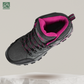 Chaussure de randonnée en gros plan, mettant en valeur la texture