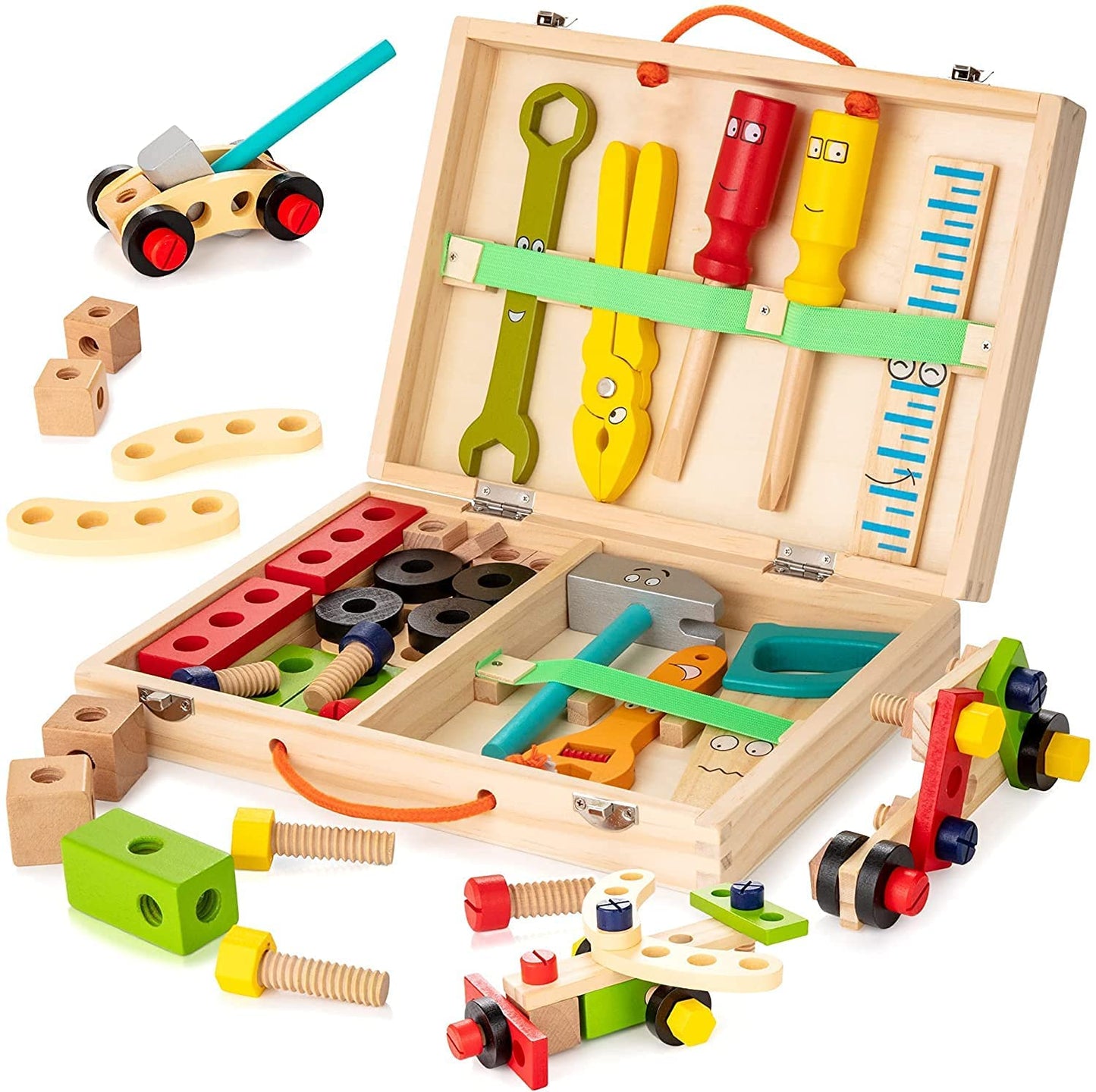 Vue d'ensemble de la boîte à outils en bois ouverte avec accessoires