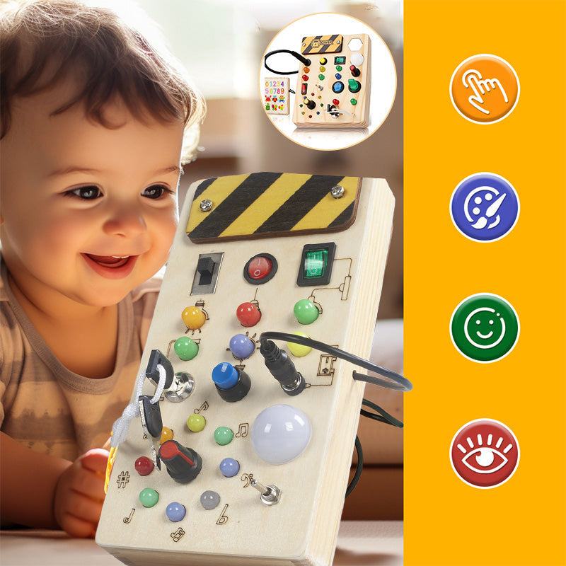 Panneau en bois avec interrupteurs et lumières LED pour enfants