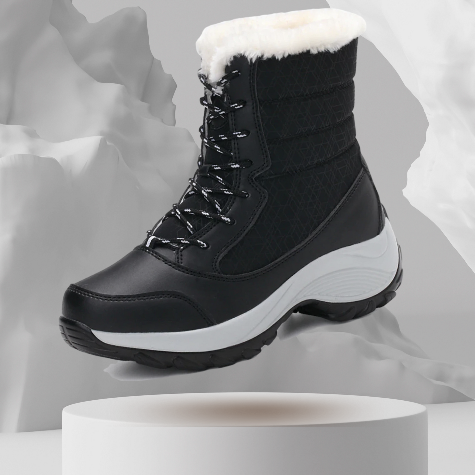Bottes en action dans la neige, montrant leur adhérence