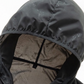 Veste de randonnée dépliée, montrant sa légèreté