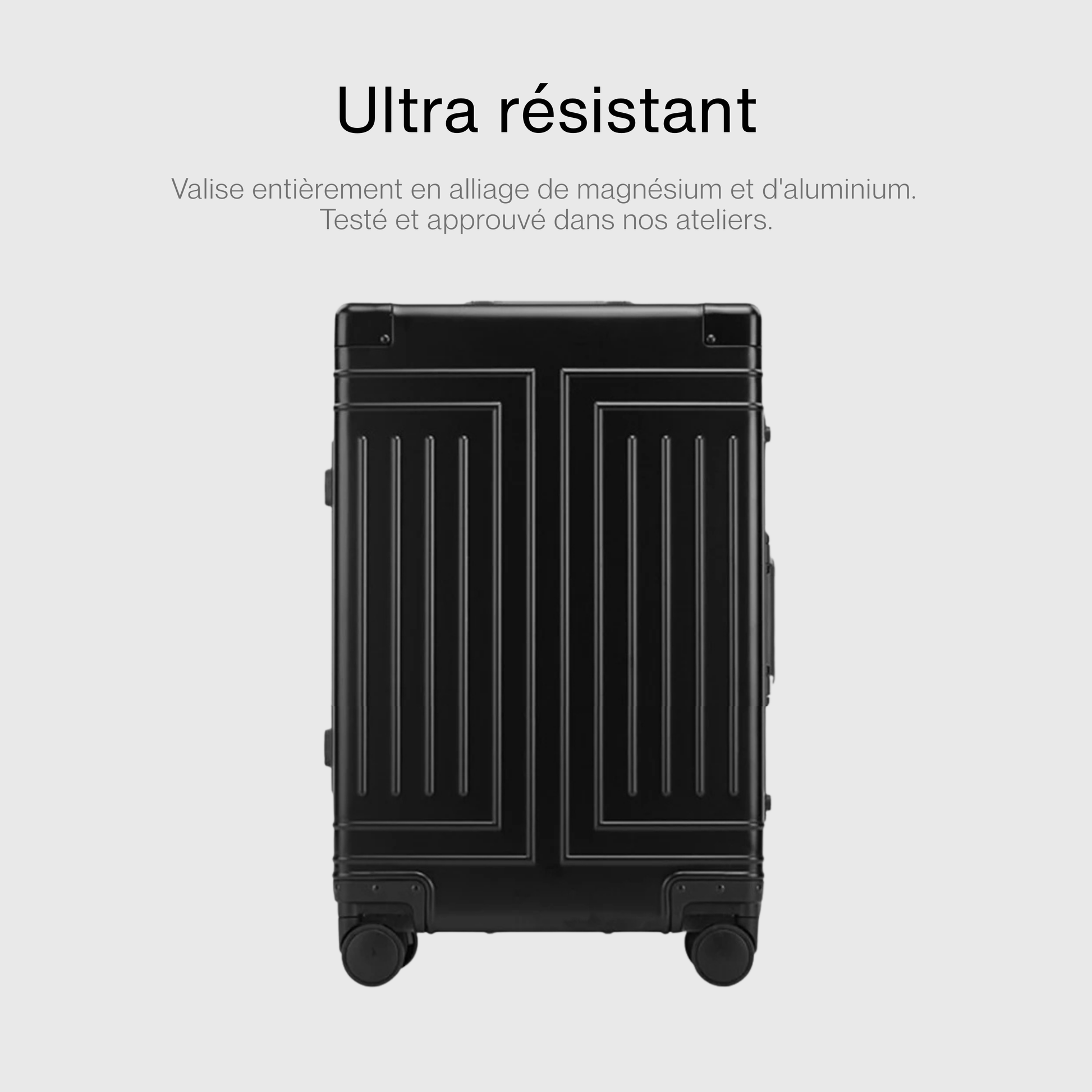 Vue latérale de la valise avec roues et verrous TSA visibles