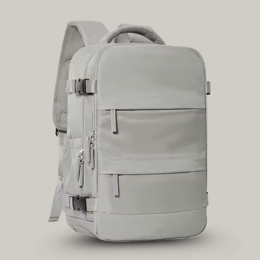 Détail des coutures renforcées sur le sac à dos