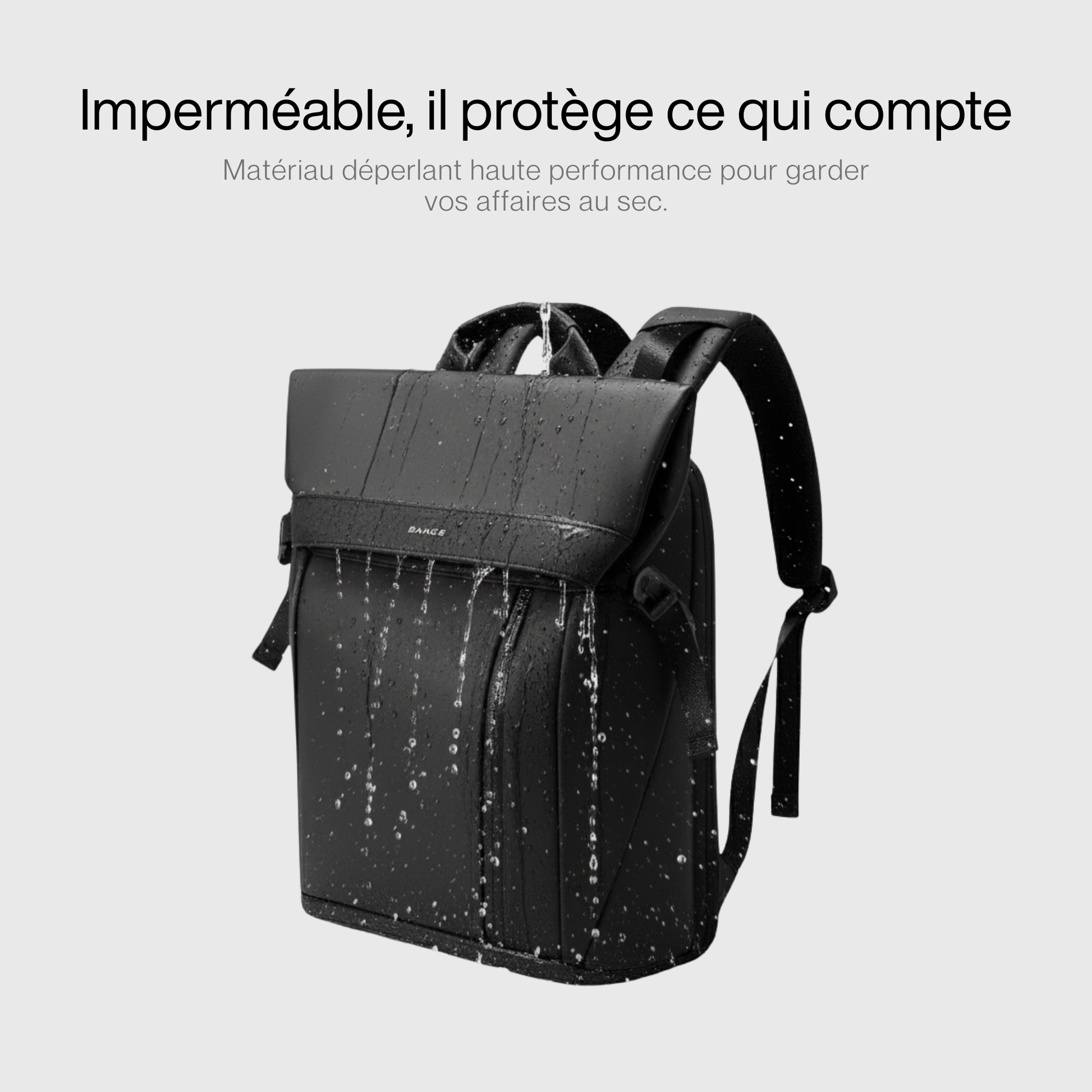 Intérieur spacieux du sac avec plusieurs compartiments organisés