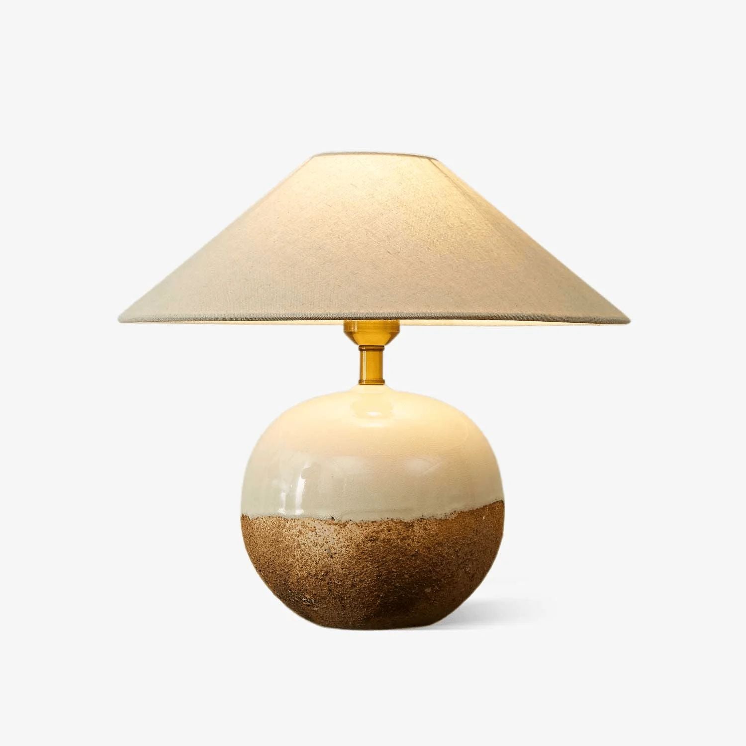 Lampe de table avec base céramique texturée et abat-jour en lin