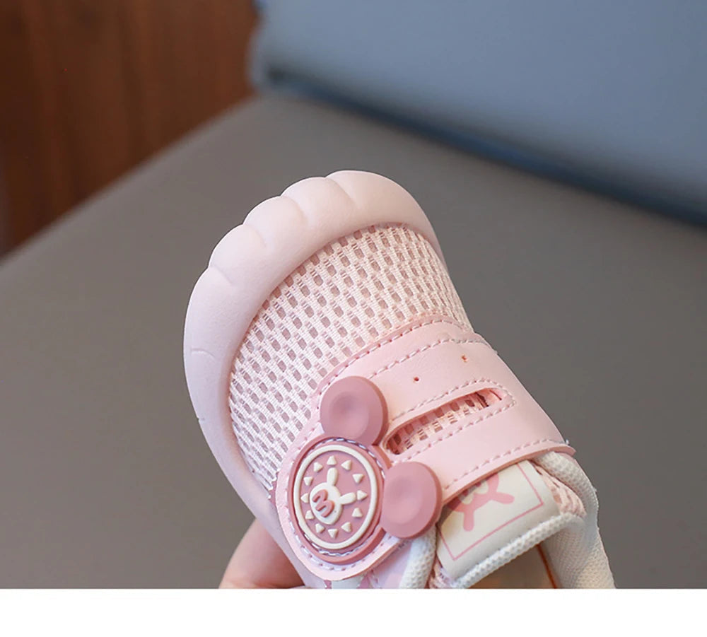Baskets enfant avec fermeture sécurisée pour premiers pas