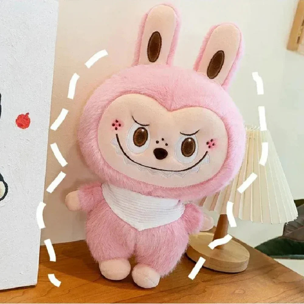 Peluche d'animal vue de côté, design adorable et câlin
