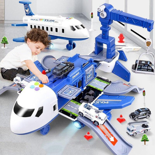 Enfant créant des scénarios avec l'avion et accessoires