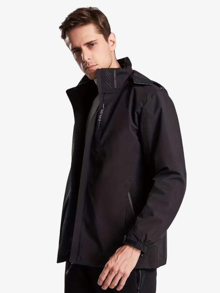 Veste imperméable homme avec capuche ajustable et détails réfléchissants