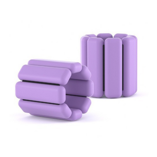 Poids de poignet en action lors d'un exercice de yoga