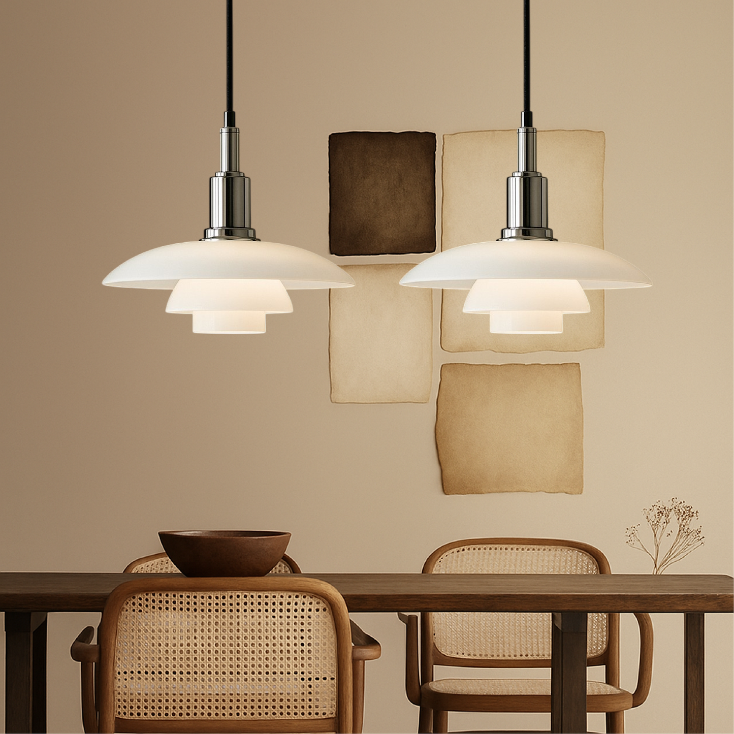 Vue de dessous des têtes en verre de la lampe