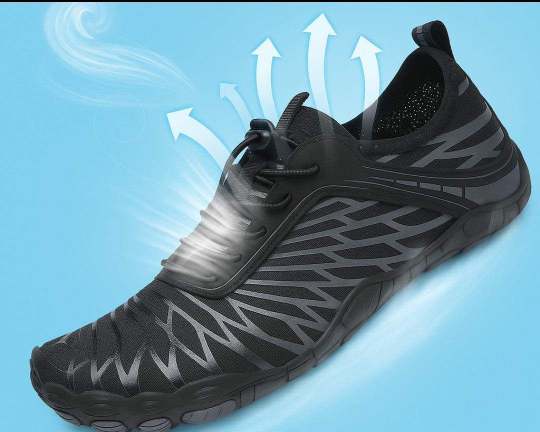 Chaussures aquatiques séchant rapidement après immersion