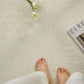 Motifs géométriques sur tapis d'entrée élégant