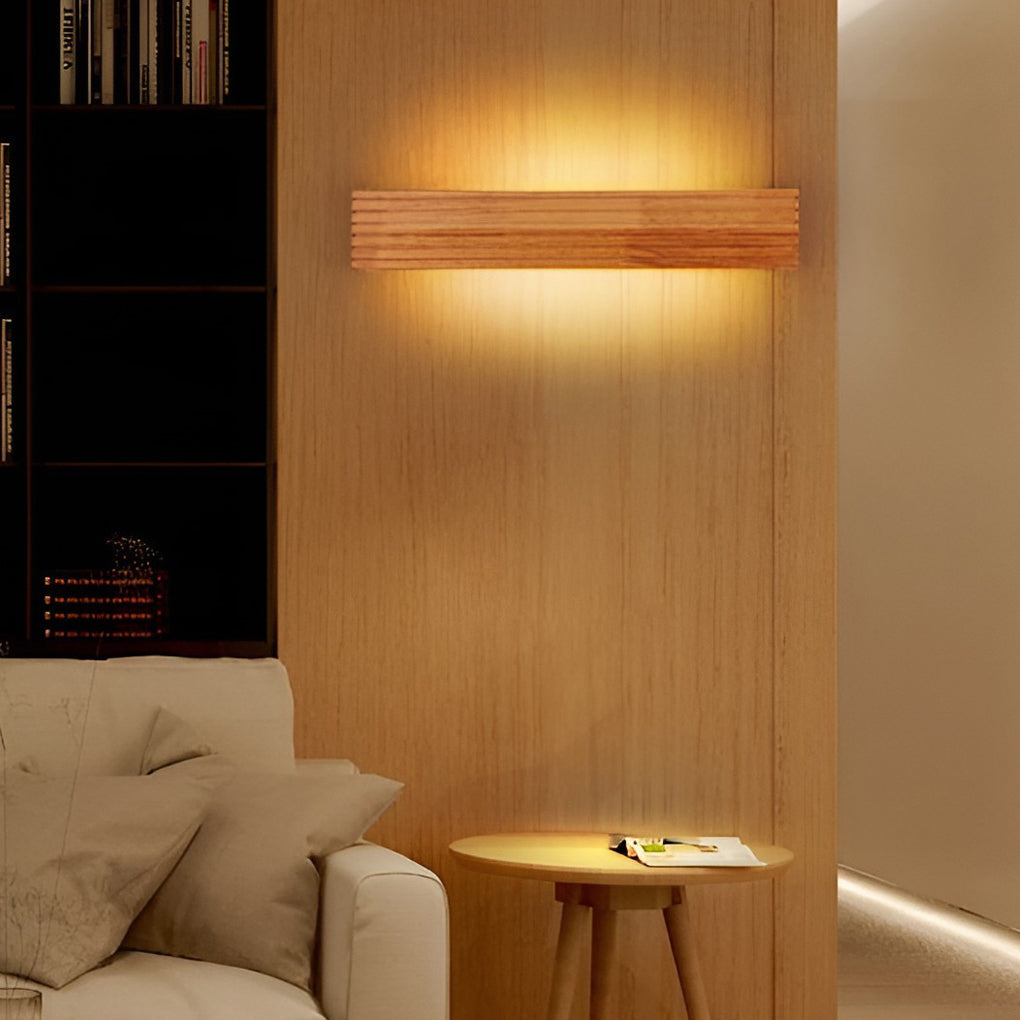 Applique murale LED rectangulaire en bois vue de face