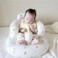 Vue de côté d'une chaise flottante bébé colorée et sécurisée