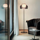 Base élancée de la lampe offrant une grande stabilité