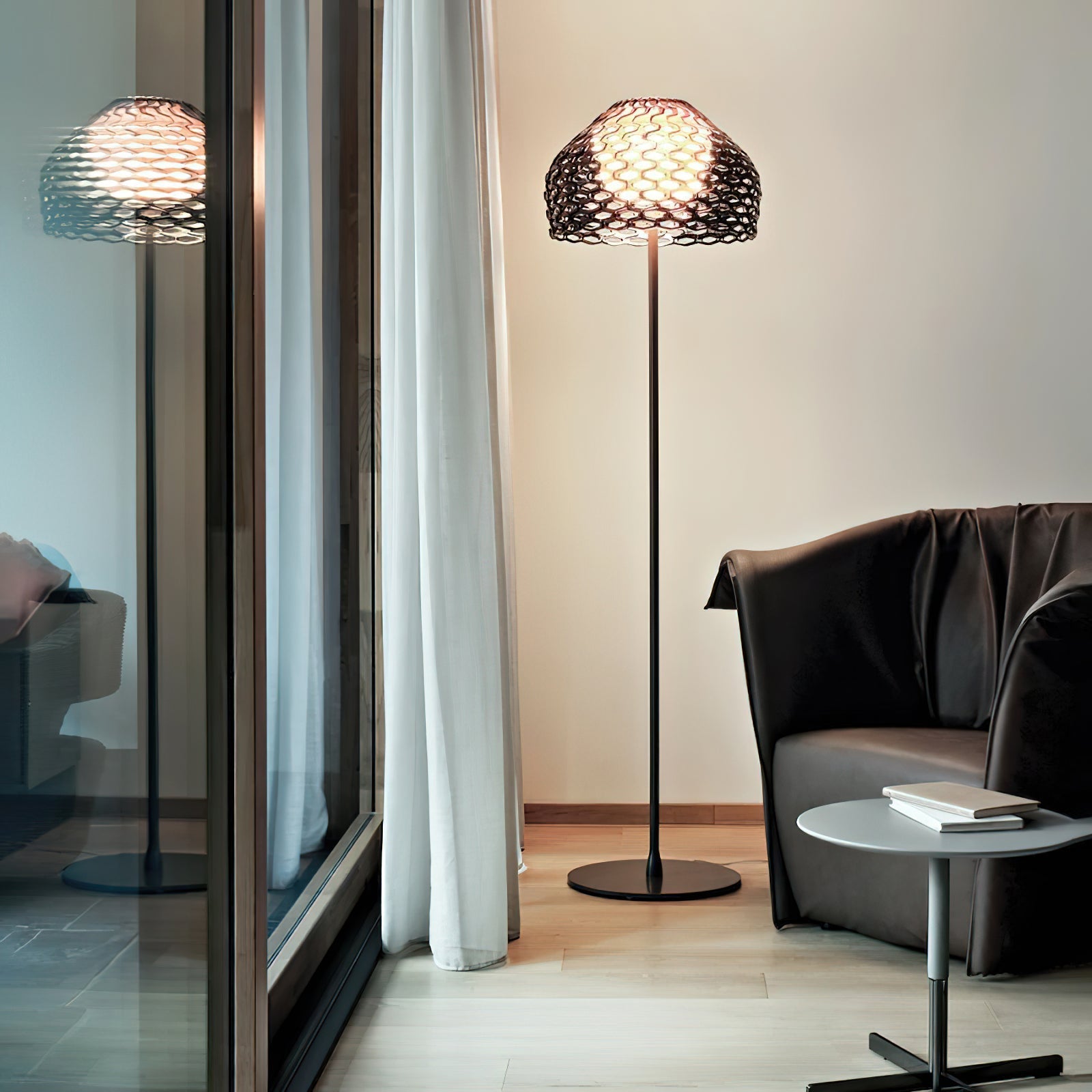 Base élancée de la lampe offrant une grande stabilité