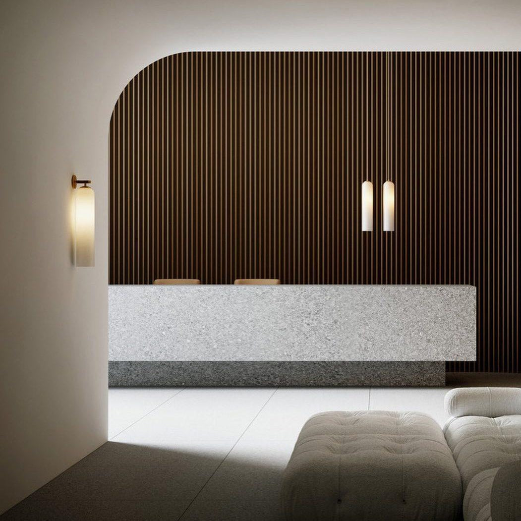 Vue latérale de l'applique en verre, lumière douce