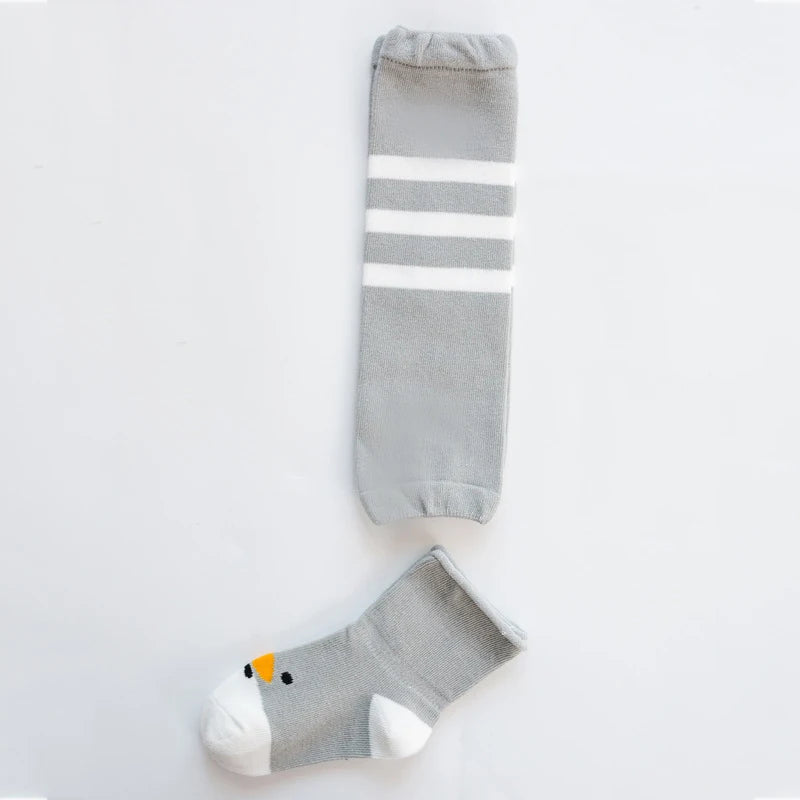 Chaussettes bébé confortables, motifs ludiques et colorés