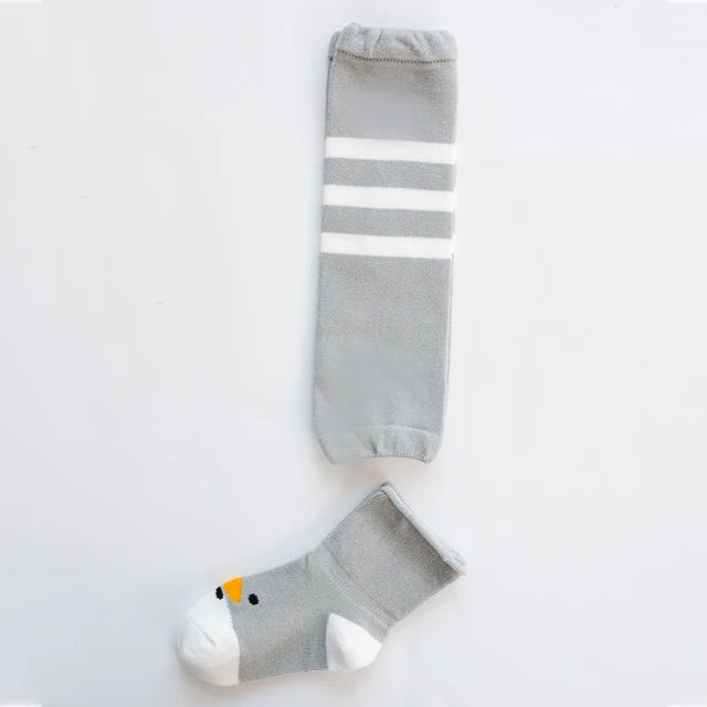 Designs variés sur chaussettes bébé pour filles et garçons