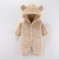 Gros plan sur la texture douce du fleece pour bébé
