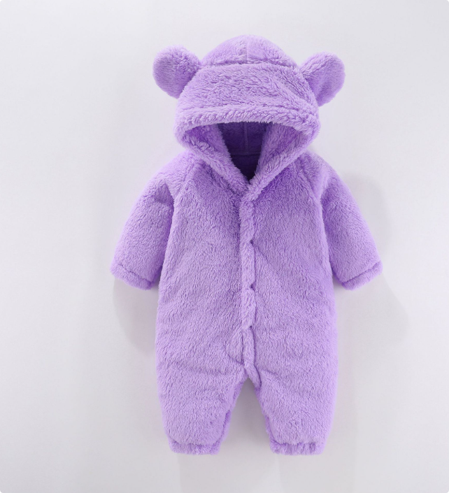 Combinaison bébé en fleece, vue de face avec capuche