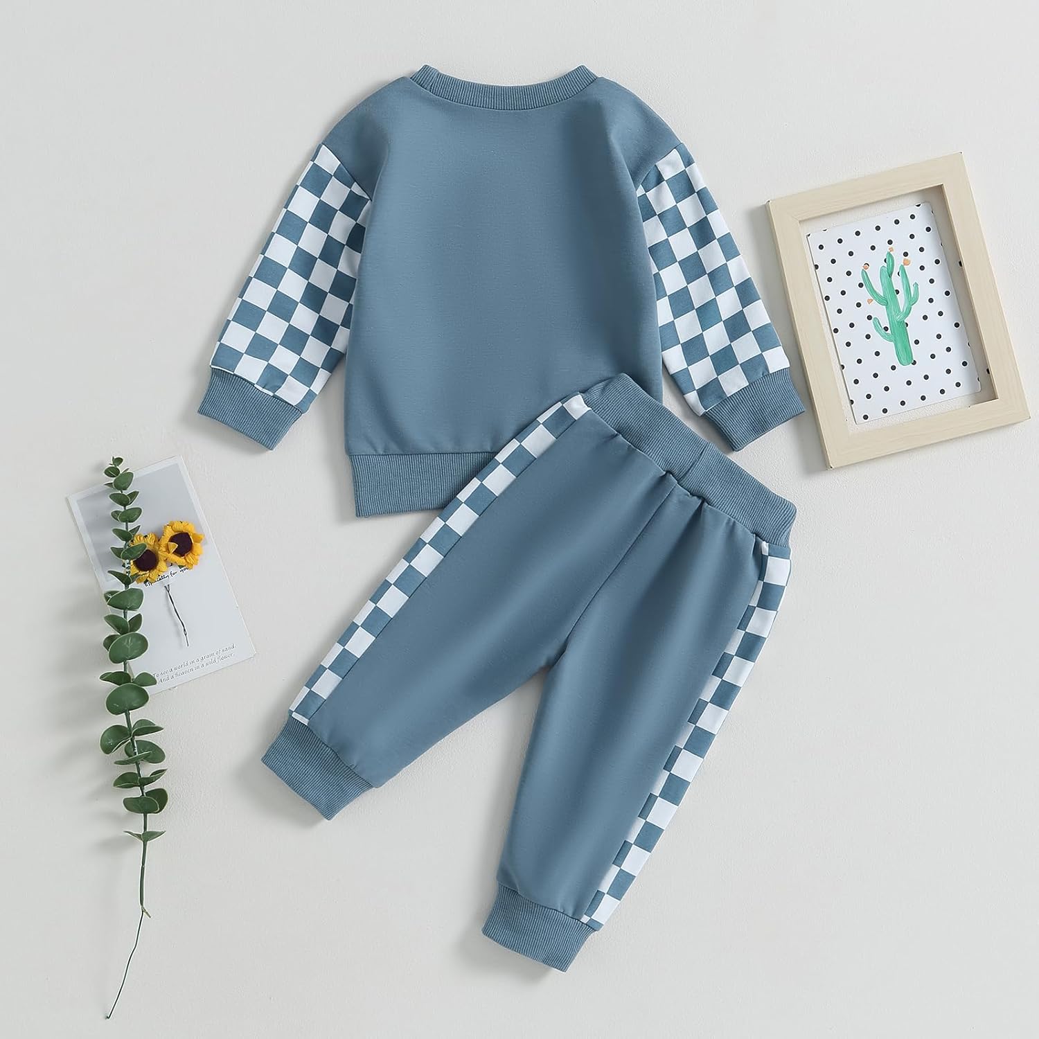 Ensemble jogger bébé en couleur unie, idéal pour toutes occasions