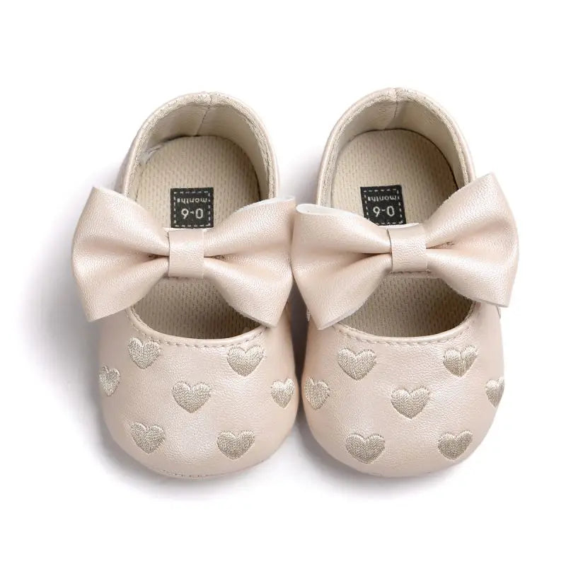 Chaussures bébé en caoutchouc, vue de dessus